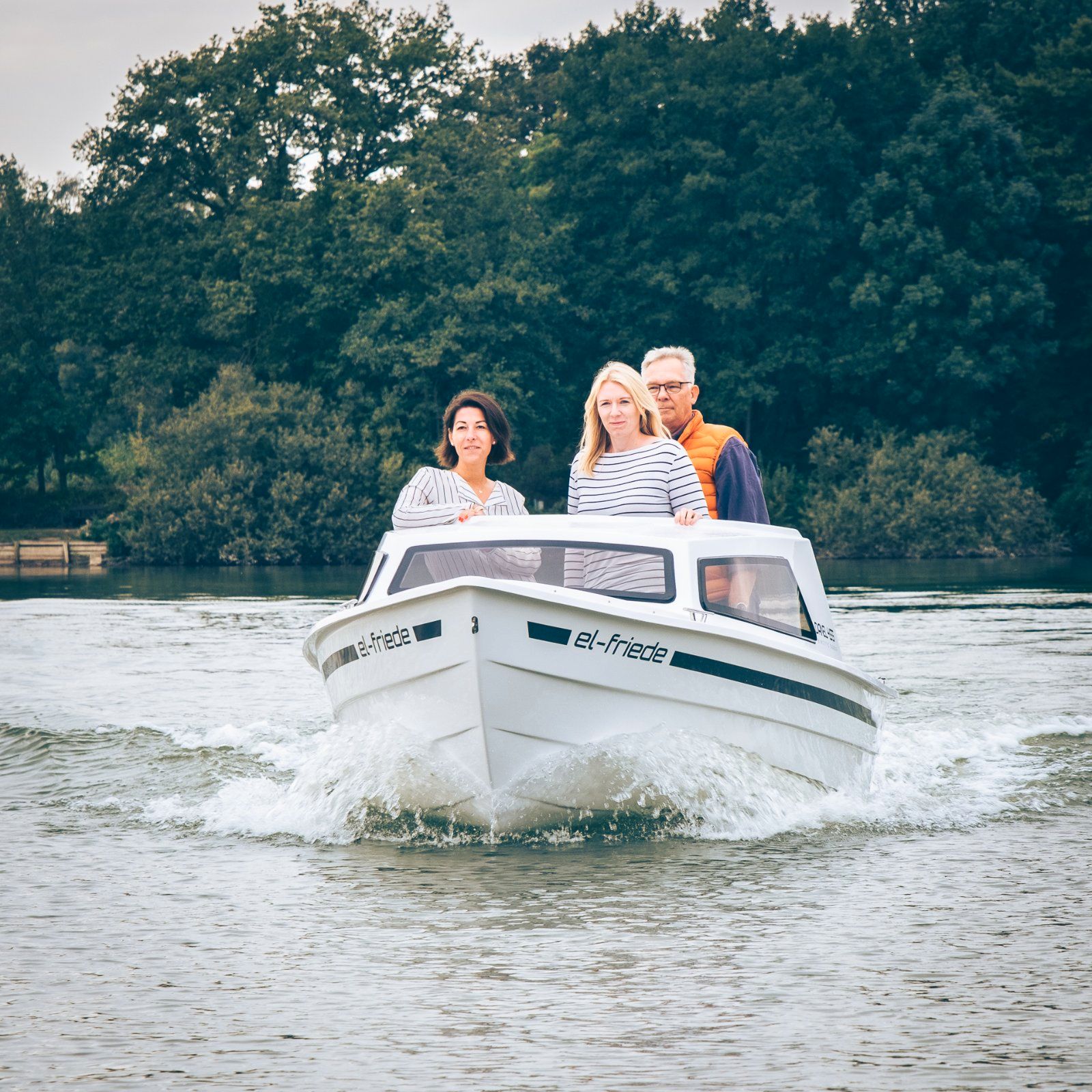 DANEL 455 - klassisches Motorboot 4,55 m x 1,60 m