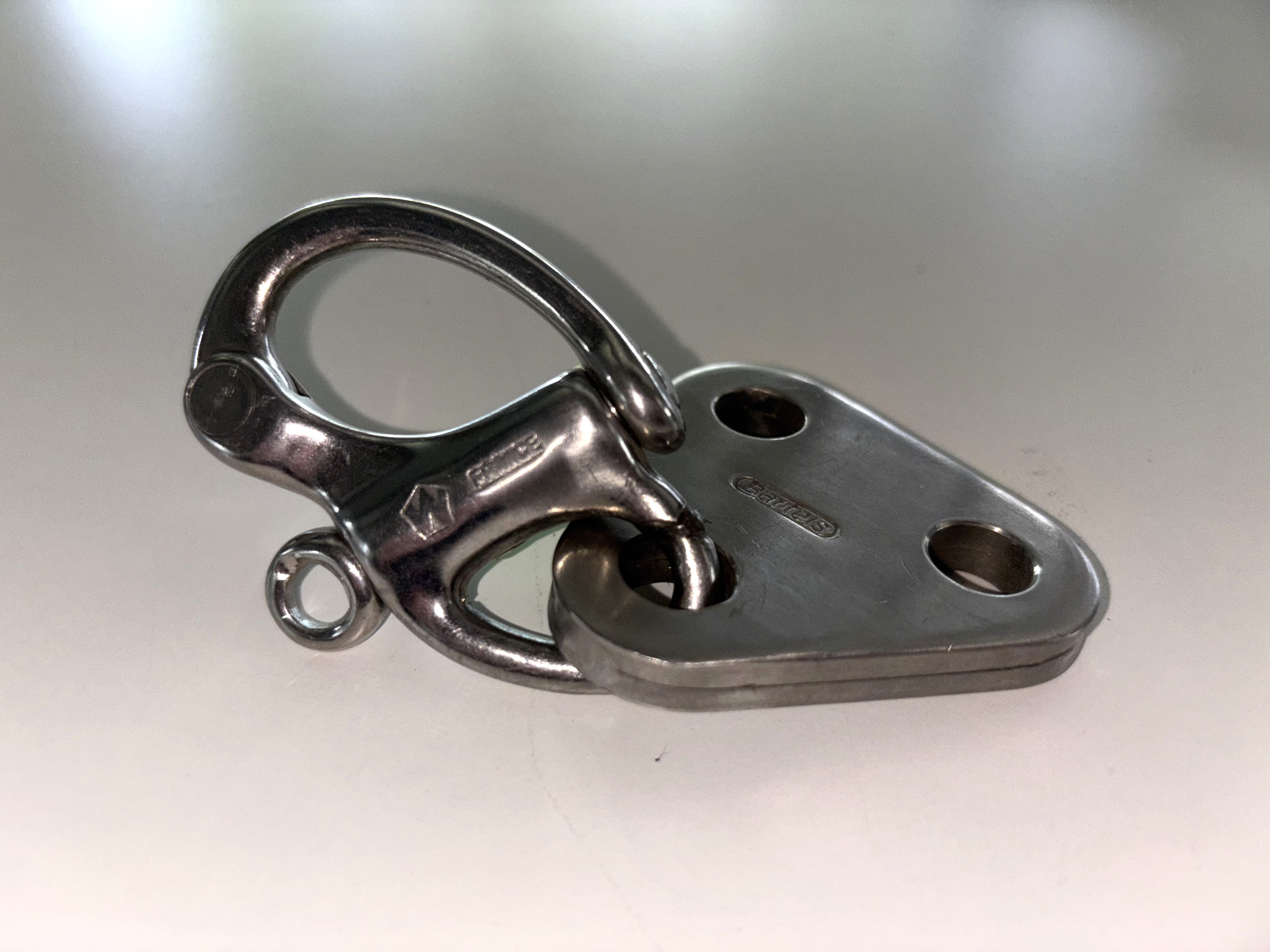 BARTELS Schnappschäkel mit Dreieckscheibe