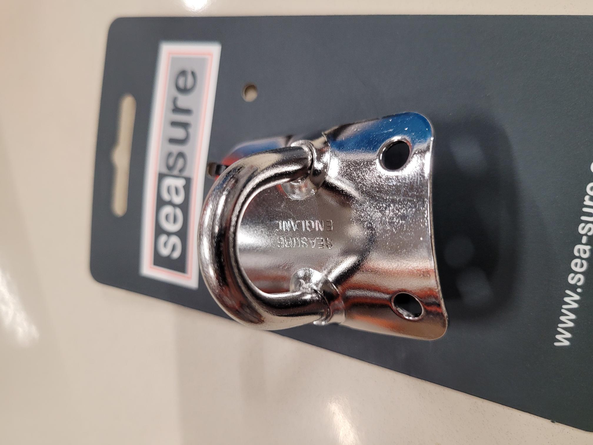 SEA SURE Mastplatte SS1601 für Spibaum, Edelstahl, mit 4 Löchern.