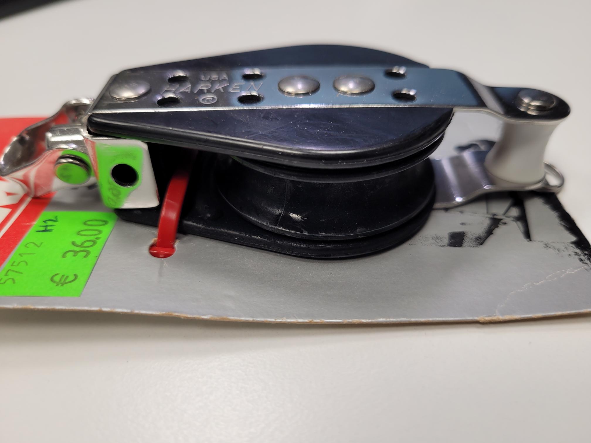 HARKEN H024 - klassische Serie - Dinghy Block 44mm einfach mit Wirbel und Hundsfott