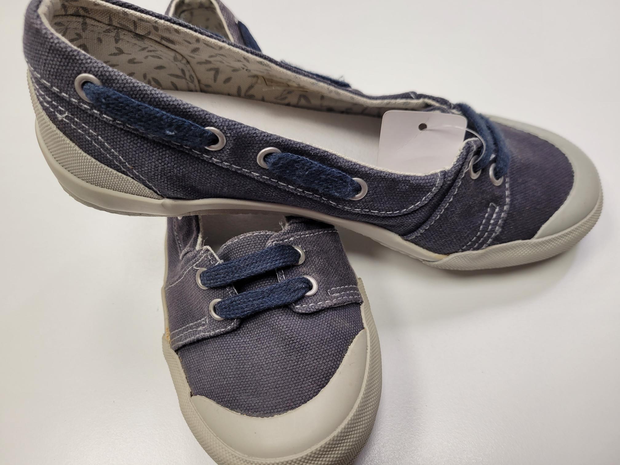 SONDERPOSTEN TBS Bootsschuhe Oceana Blau Größe 36 - lange gelagert und nicht mehr neuwertig. Ideal für Schnäppchenjäger