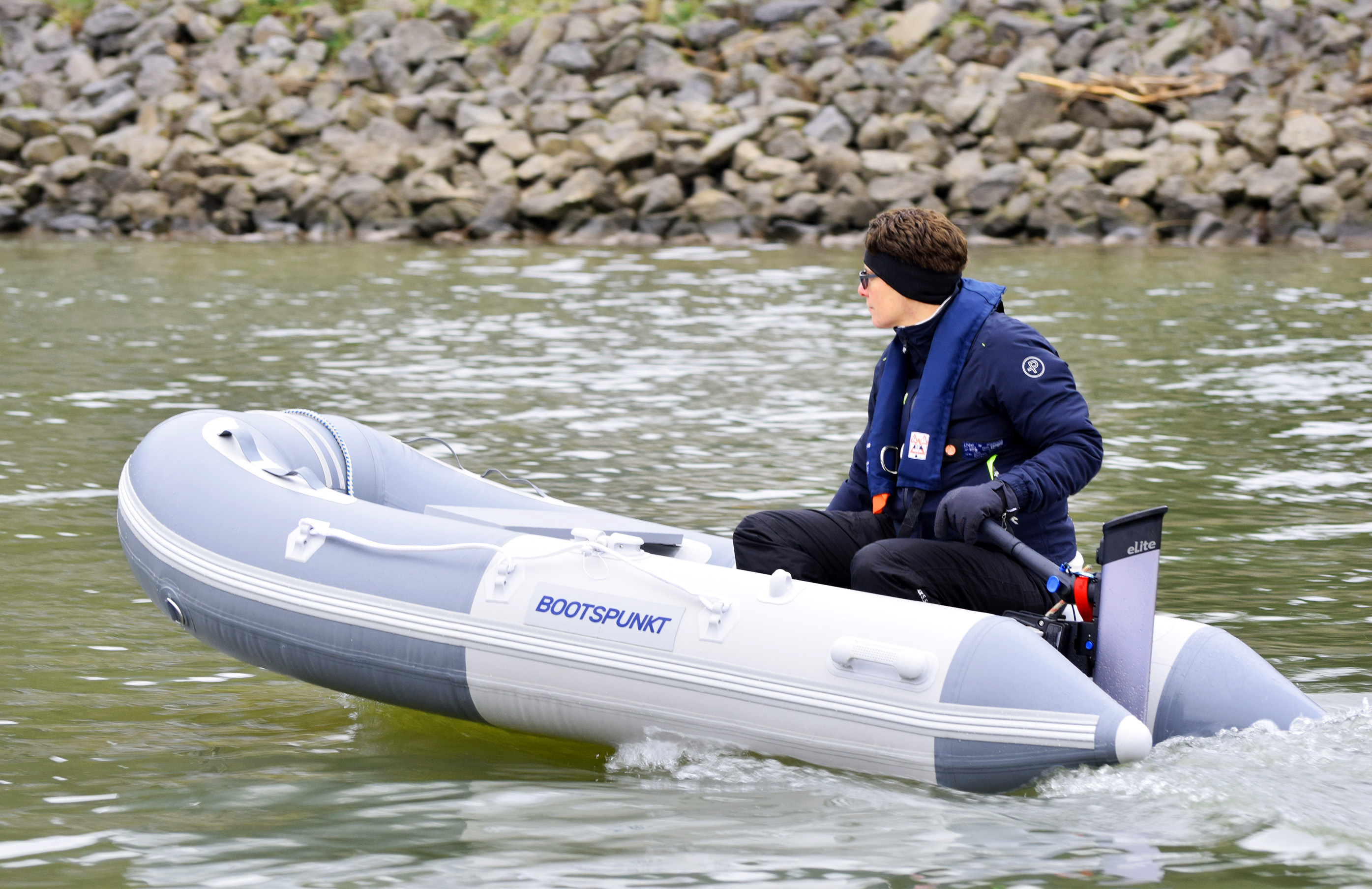 Komplettset Schlauchboot 2,50m mit ePropulsion eLite Elektromotor und 25l wasserdichtem Packsack
