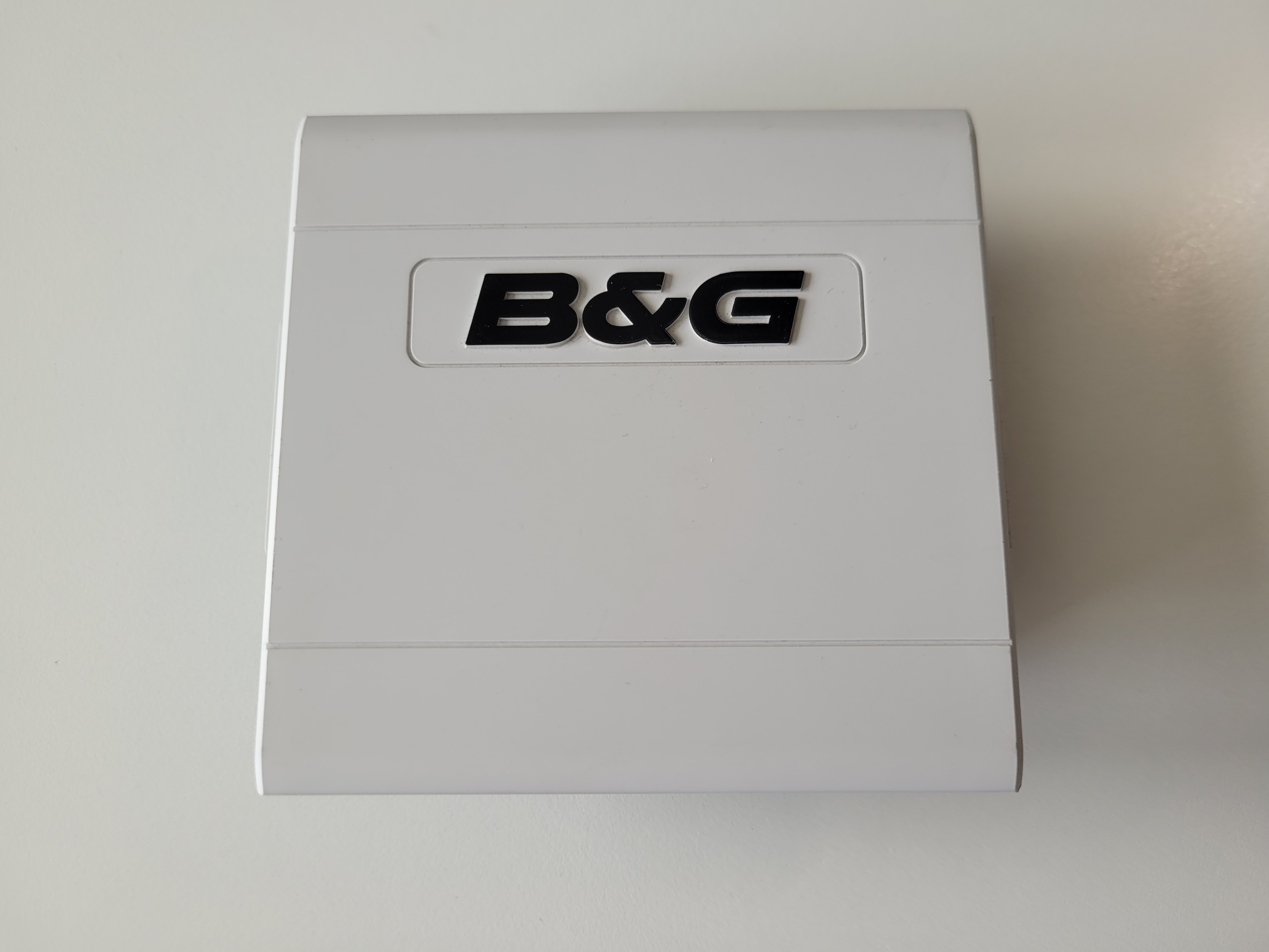 B&G Triton² Display - Navigationselektronik-Anzeige für viele verschiedene Anwendungen