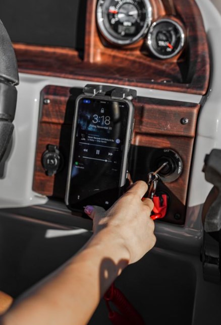 SCANSTRUT SC-CW-04F, QI Ladegerät für Smartphones 10W