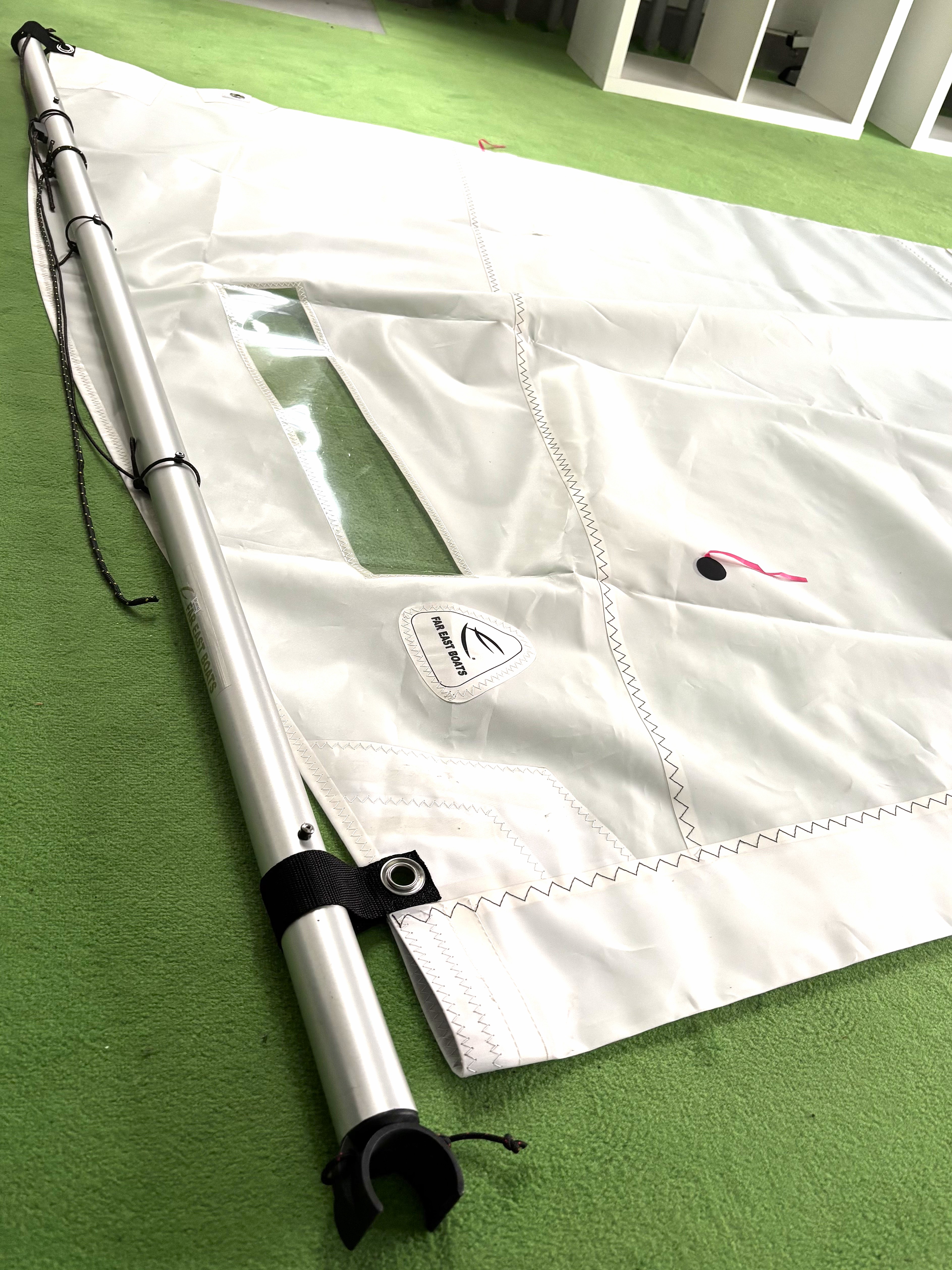 SONDERPOSTEN FarEast Optimist Set Trainingsbaum mit Trainingssegel