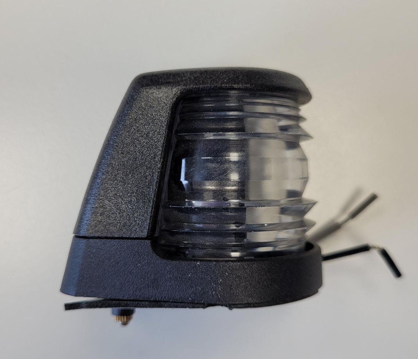 AQUASIGNAL Serie 20 Masttopp-Laterne (weiß) Fussmontage 12V schwarzes Gehäuse, unbenutzt und originalverpackt