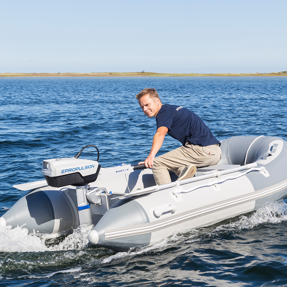 Komplettset Schlauchboot 2,50m mit ePropulsion Spirit 1.0 PLUS Elektromotor und 25l wasserdichtem Packsack