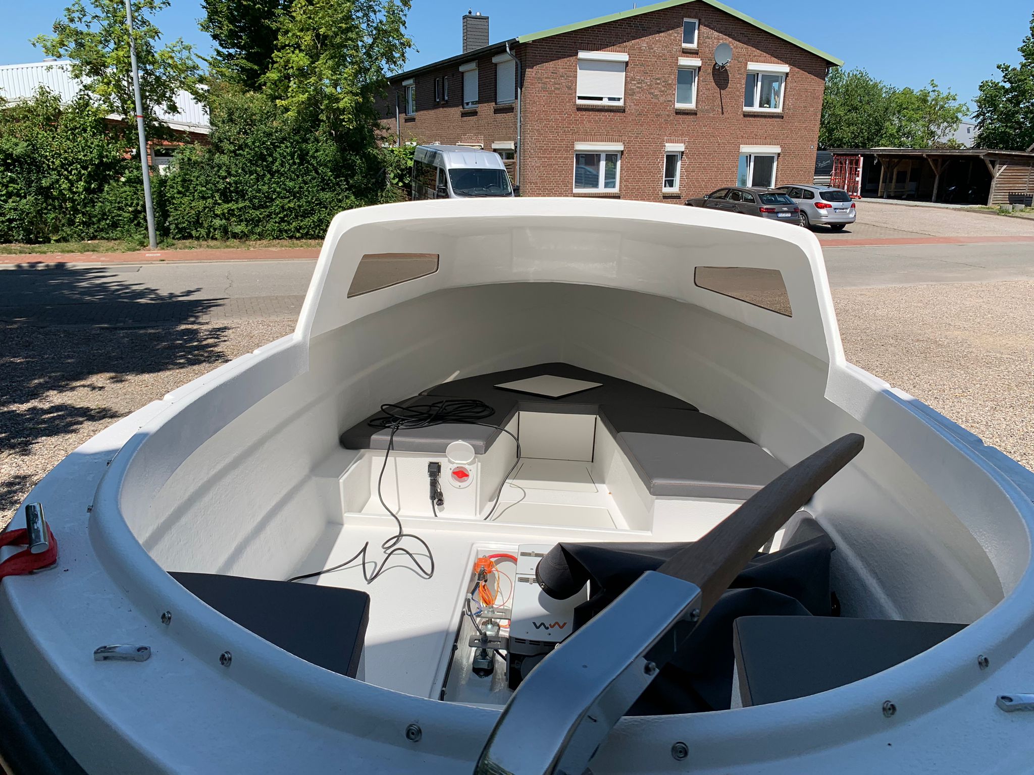 DANEL 505 - klassisches Elektroboot mit 4kW | 5,05 m x 2 m