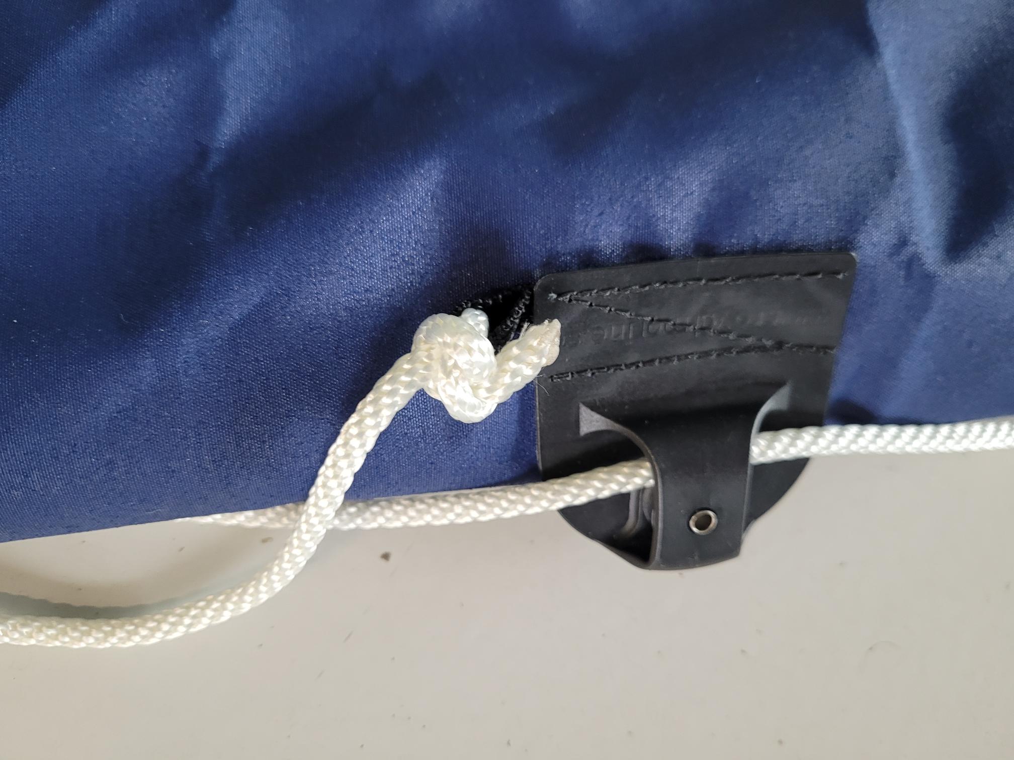Rollfockpersenning Länge 11,10m, Umfang 45cm, Blau, mit Diagonalschnürung und Tasche, Airtex