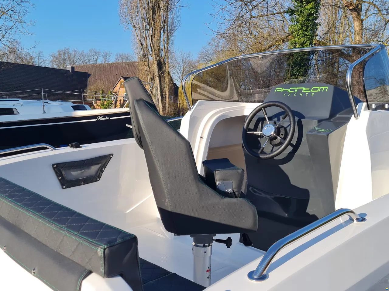 PHANTOM YACHTS 550 Cabin mit sehr guter Zusatzausstattung - zu besichtigen in Ludwigsburg