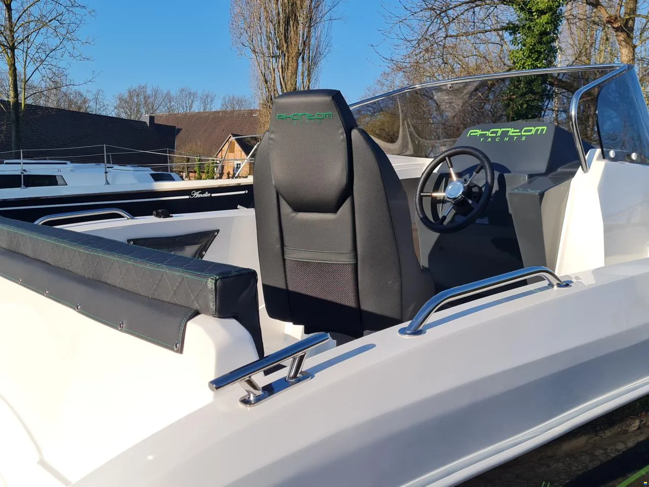 PHANTOM YACHTS 550 Cabin mit sehr guter Zusatzausstattung - zu besichtigen in Ludwigsburg