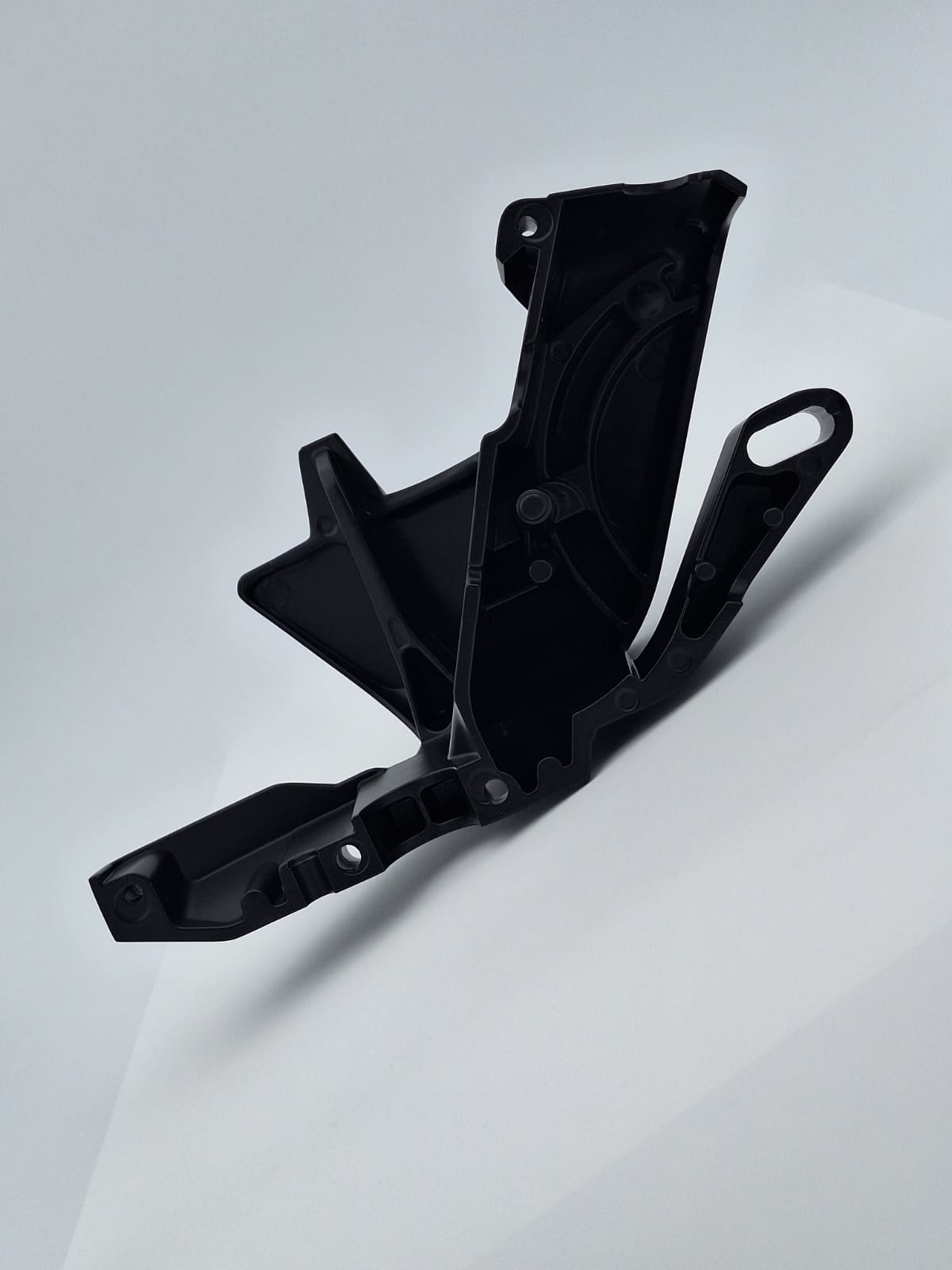 Battery Base Right Assy.  (S1-TH10-00)