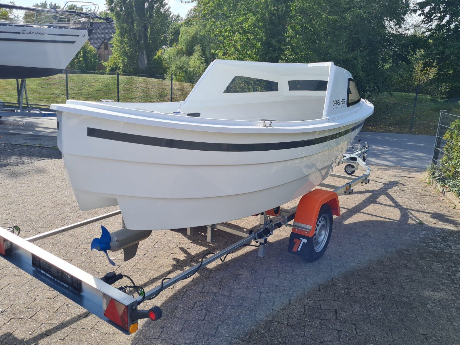 DANEL 455 - klassisches Motorboot 4,55 m x 1,60 m