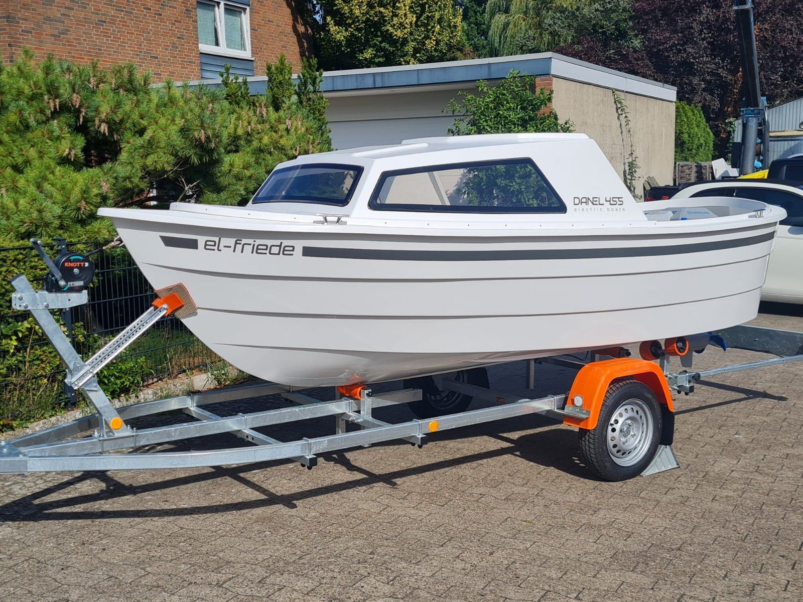 DANEL 455 - klassisches Motorboot 4,55 m x 1,60 m