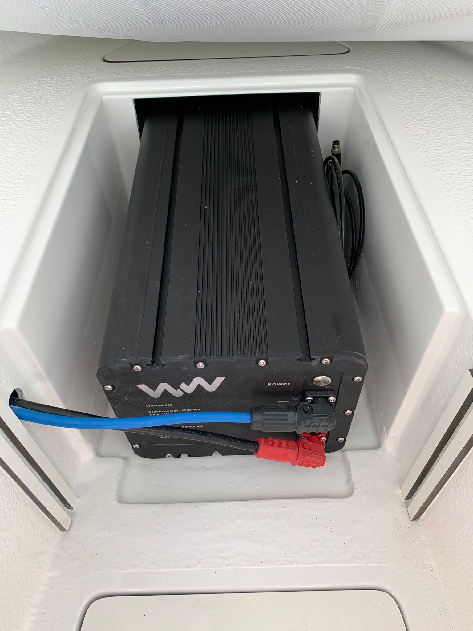DANEL 505 - klassisches Elektroboot / Motorboot, komplett mit 4kW Waterworld-Elektroantrieb und 6,5 kWh Li-Fe Batterie | 5,05 m x 2 m