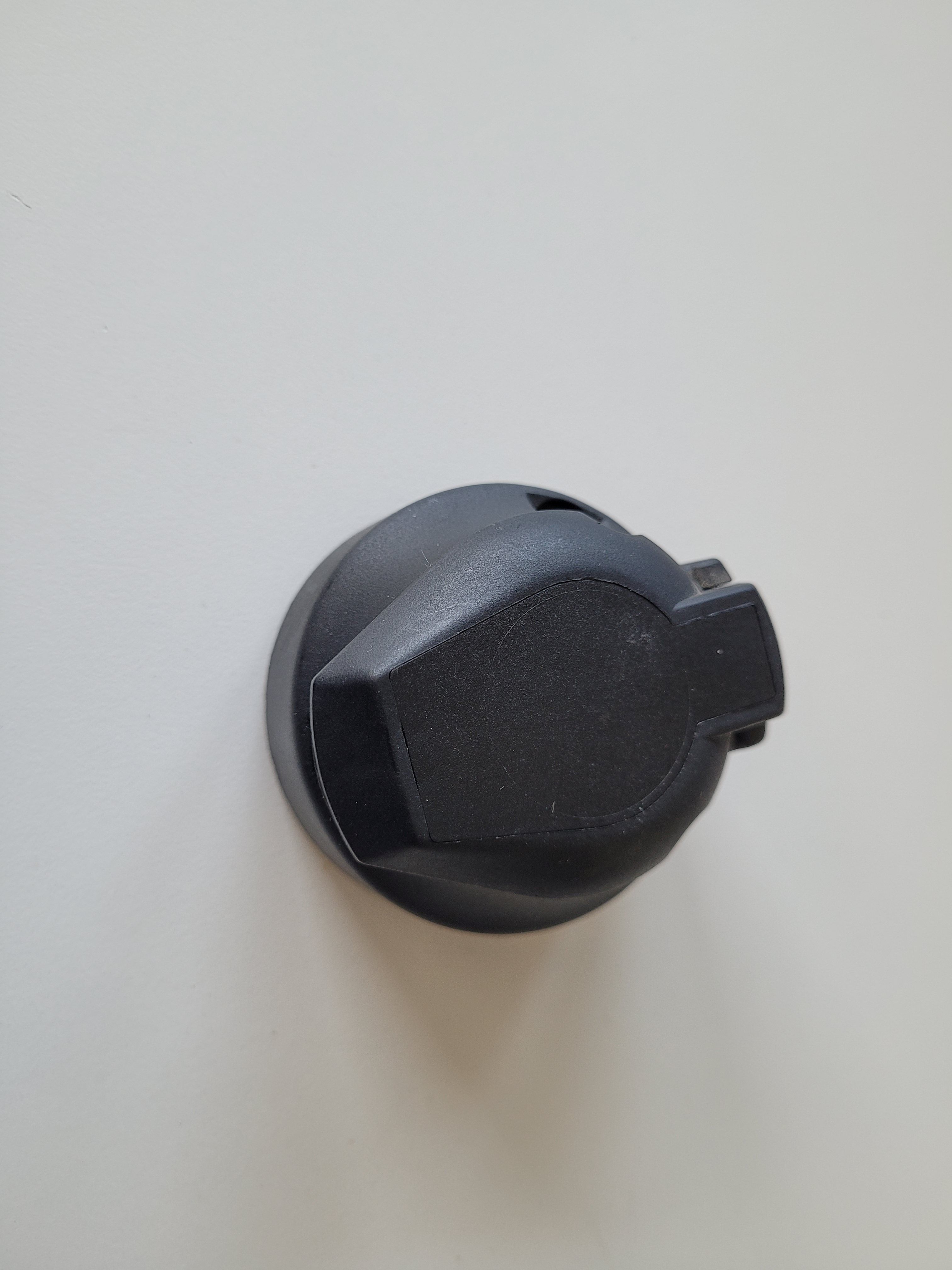 Blinker, Rückleuchte, Lichtleiste an Anhänger oder Zugfahrzeug - mit dieser Steckdose ist alles mit Strom versorgt