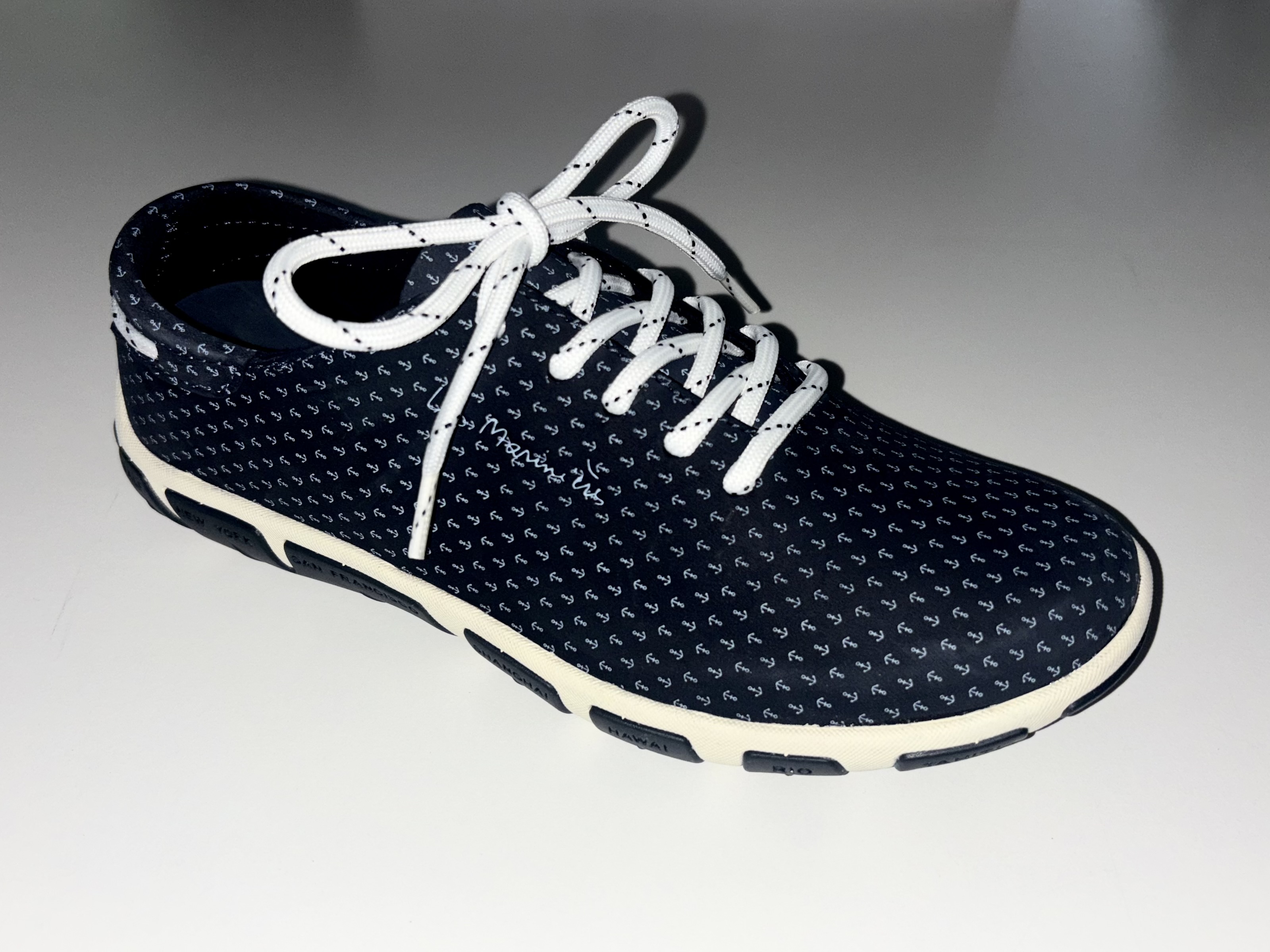 Sonderposten überlagert: TBS Schuhe Jazaru marine weiß Größe 37 mit leichter Verfärbung. Für Schnäppchenjäger