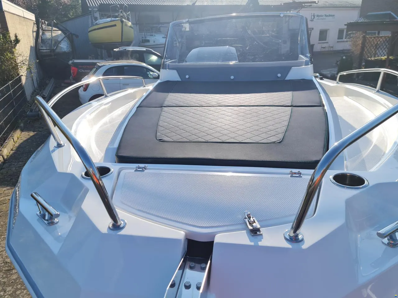 PHANTOM YACHTS 550 Cabin mit sehr guter Zusatzausstattung - zu besichtigen in Ludwigsburg