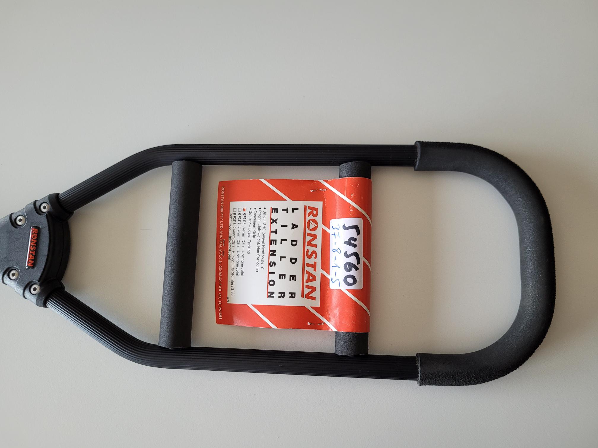 enormer sicherheitsgewinn, da man die pinne nicht loslassen muss